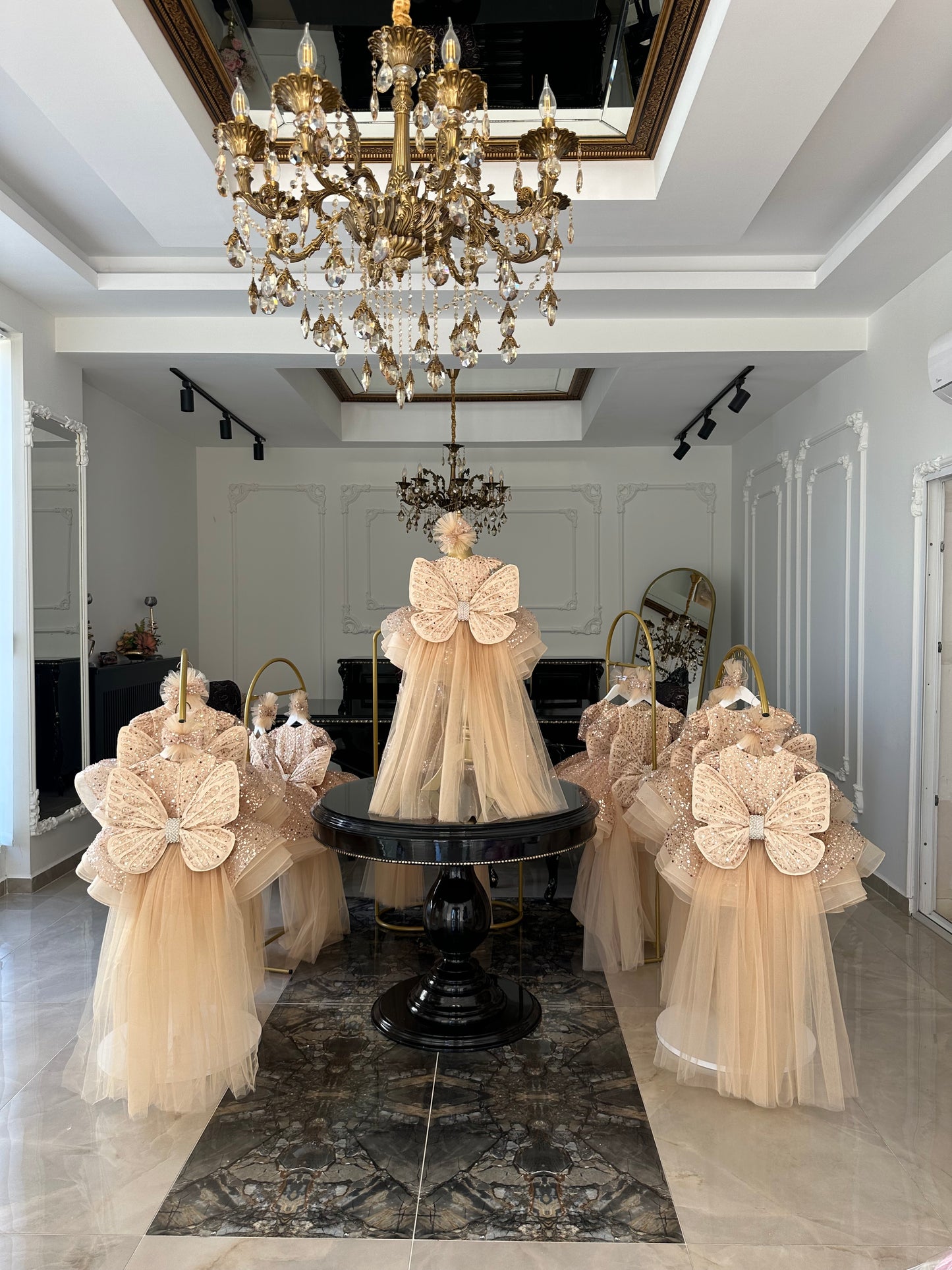 Shiny Gold Kelebek Elbise