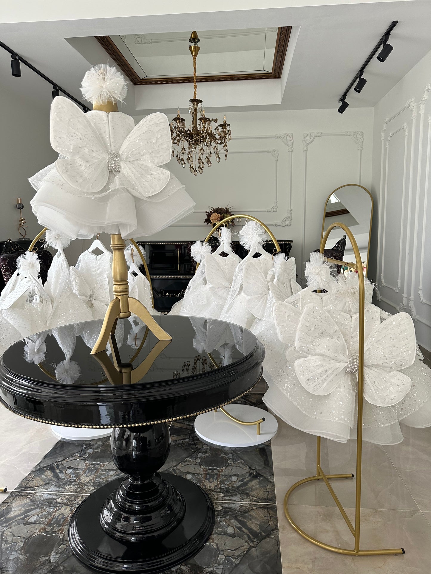 Shiny Beyaz Kelebek Elbise